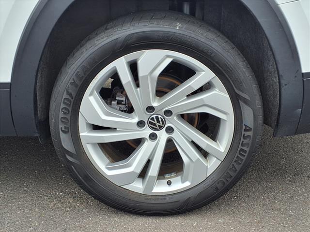 used 2021 Volkswagen Atlas car, priced at $24,642