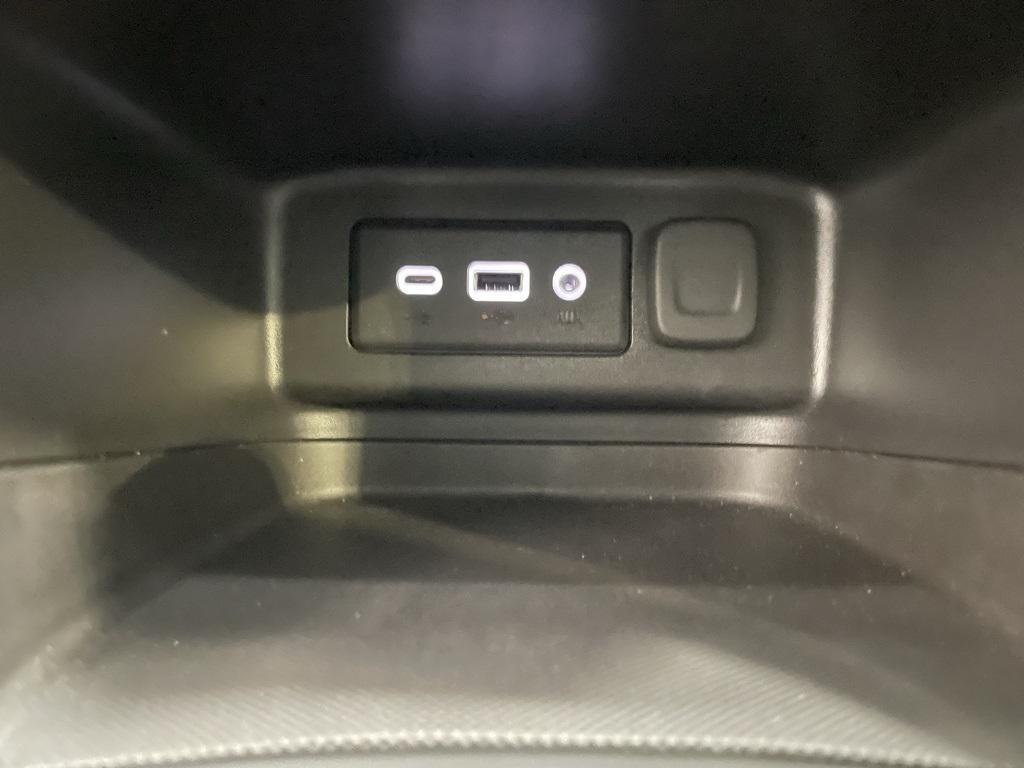 used 2023 Chevrolet Equinox car, priced at $22,795