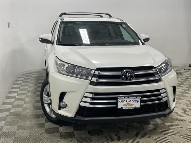 used 2017 Toyota Highlander car, priced at $21,993