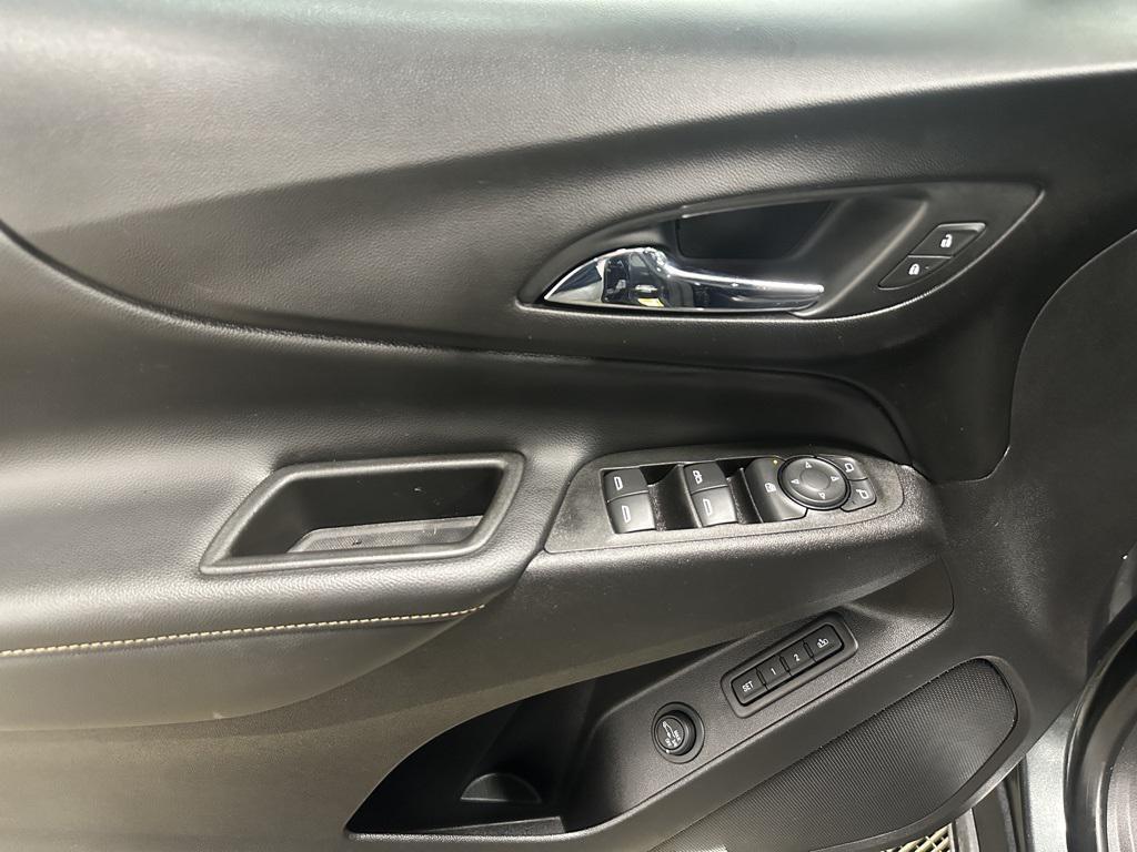 used 2020 Chevrolet Equinox car, priced at $20,887