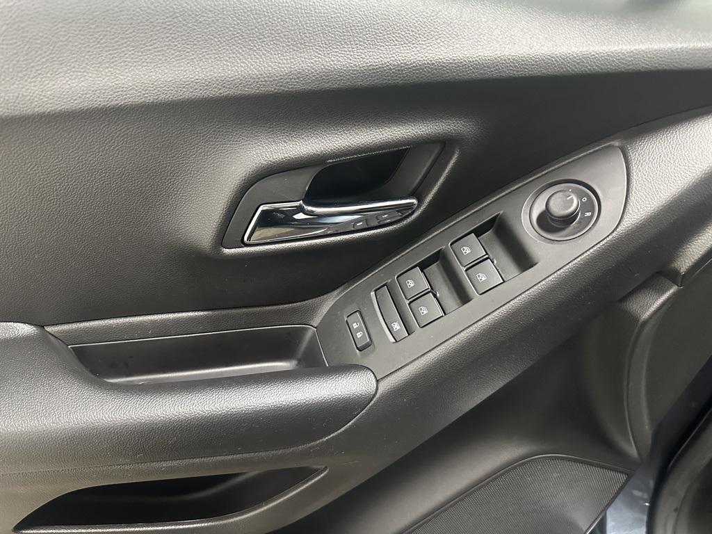 used 2022 Chevrolet Trax car, priced at $18,597