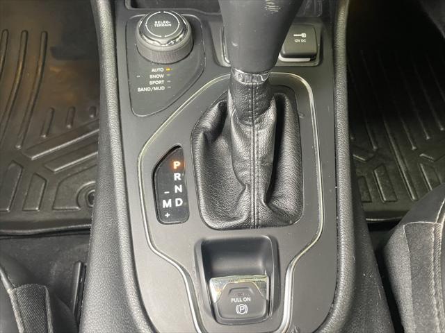 used 2020 Jeep Cherokee car, priced at $14,594