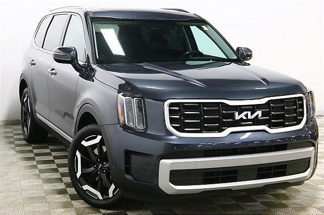 used 2023 Kia Telluride car, priced at $35,696