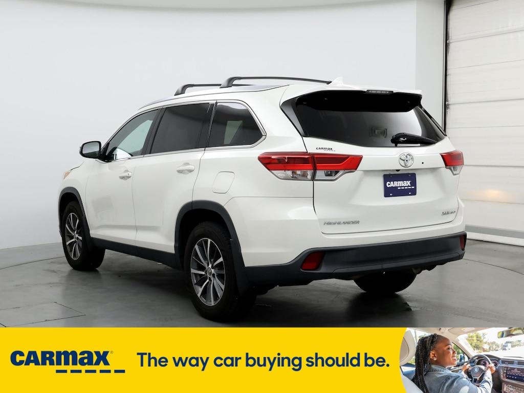 used 2019 Toyota Highlander car, priced at $24,998