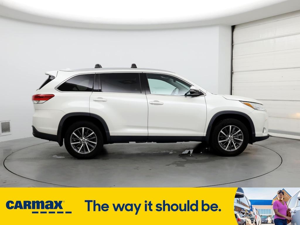 used 2019 Toyota Highlander car, priced at $24,998