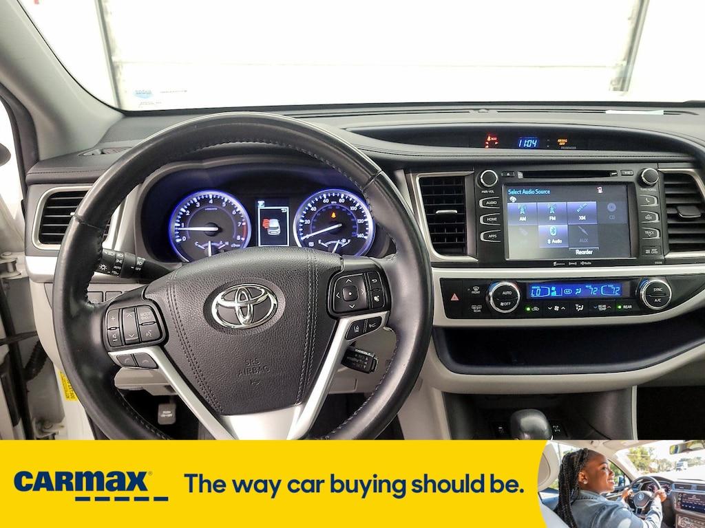 used 2019 Toyota Highlander car, priced at $24,998