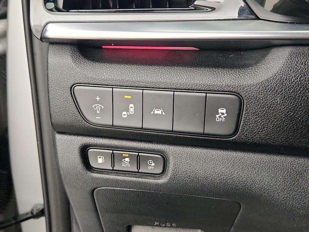used 2020 Kia Niro Plug-In Hybrid car, priced at $20,998