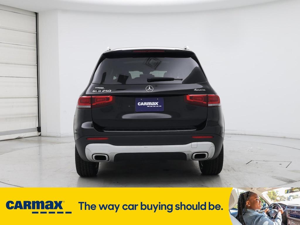 used 2022 Mercedes-Benz GLB 250 car, priced at $31,998