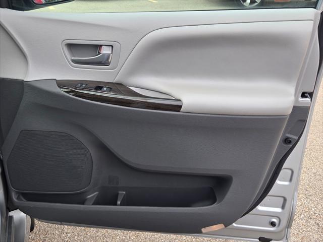 used 2020 Toyota Sienna car, priced at $34,350
