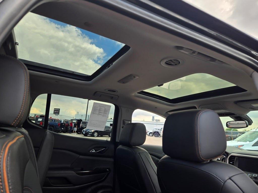 used 2021 GMC Acadia car, priced at $33,300