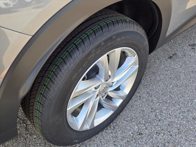new 2025 Buick Envista car, priced at $25,714