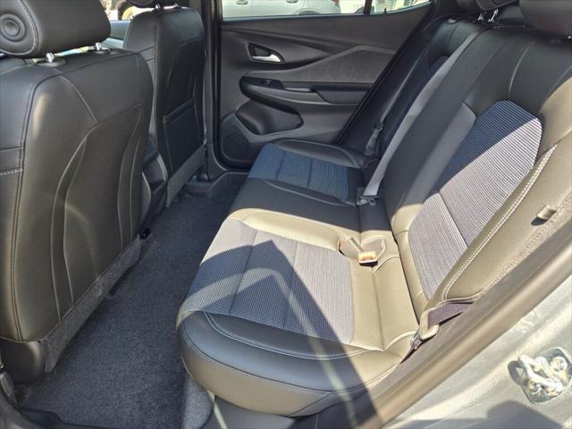new 2025 Buick Envista car, priced at $25,714