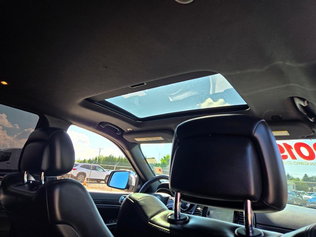 used 2019 Jeep Grand Cherokee car, priced at $18,900