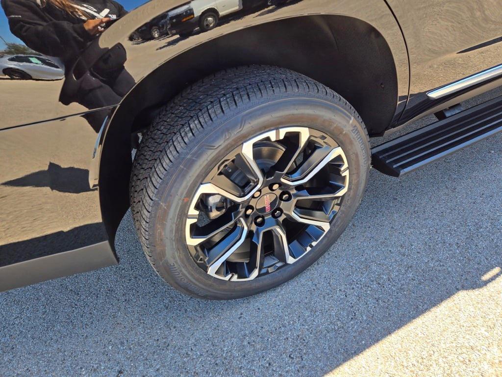 new 2025 GMC Yukon car, priced at $95,840