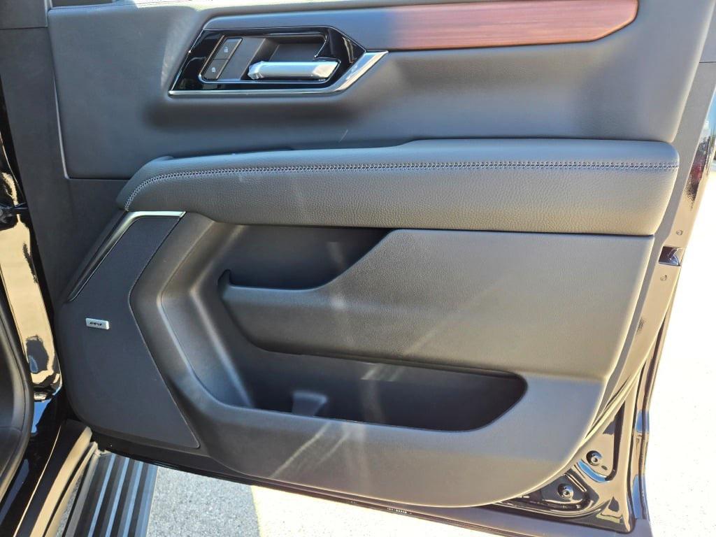 new 2025 GMC Yukon car, priced at $95,840