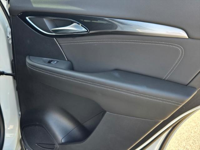 new 2025 Buick Envision car, priced at $37,465