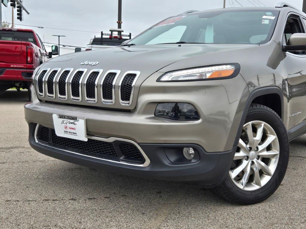 used 2017 Jeep Cherokee car, priced at $13,950