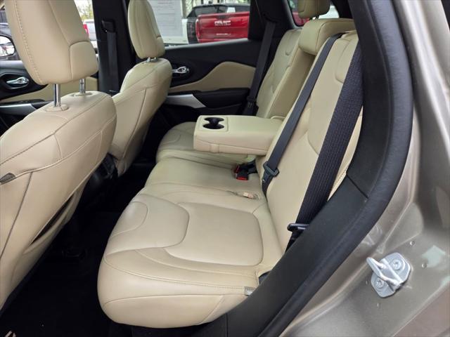 used 2017 Jeep Cherokee car, priced at $15,550