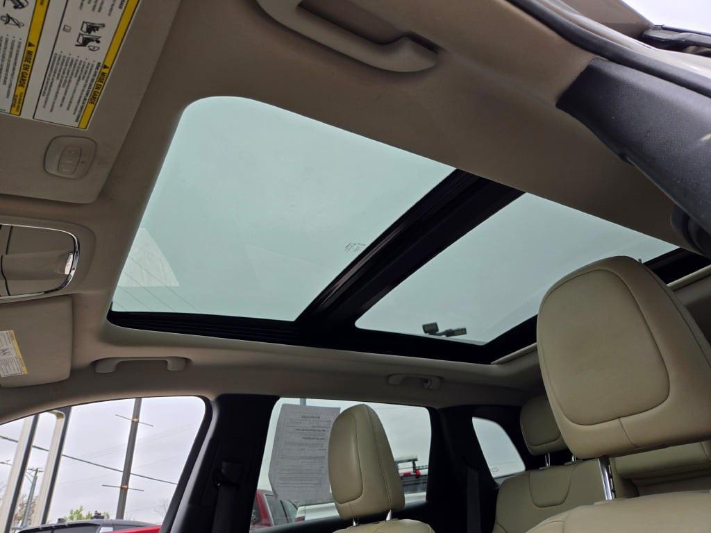 used 2017 Jeep Cherokee car, priced at $13,950