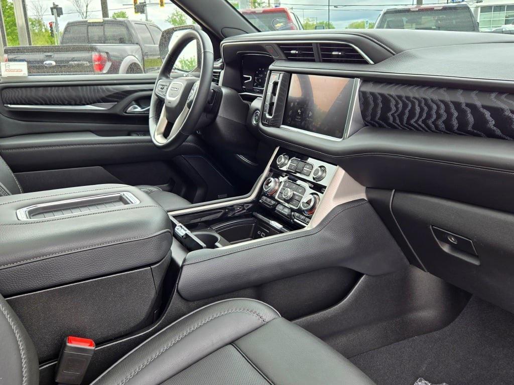 used 2023 GMC Yukon car, priced at $65,800