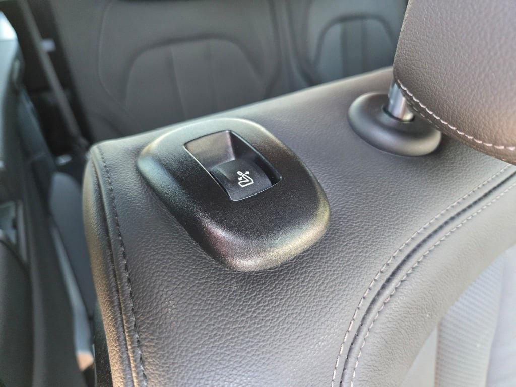 used 2022 BMW X7 car, priced at $59,600