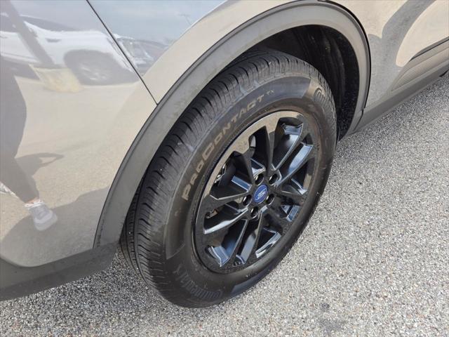 used 2022 Ford Escape car, priced at $20,525