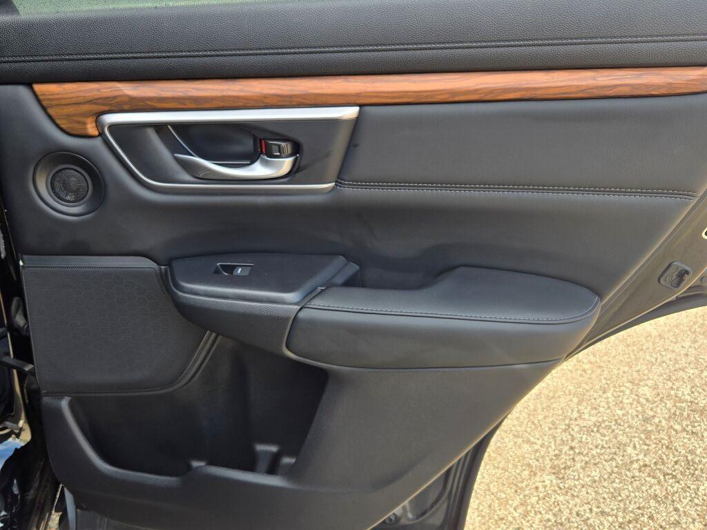 used 2022 Honda CR-V Hybrid car, priced at $25,950