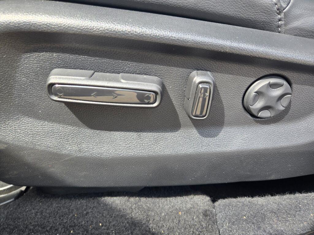 used 2022 Honda CR-V Hybrid car, priced at $25,950