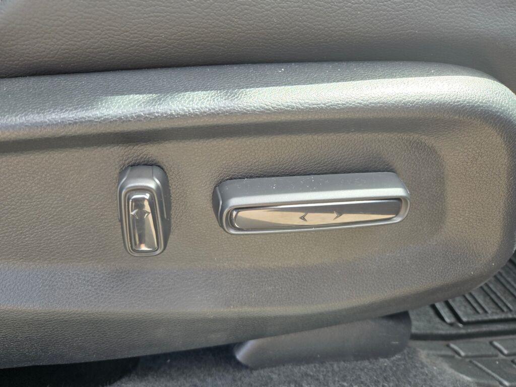 used 2022 Honda CR-V Hybrid car, priced at $25,950