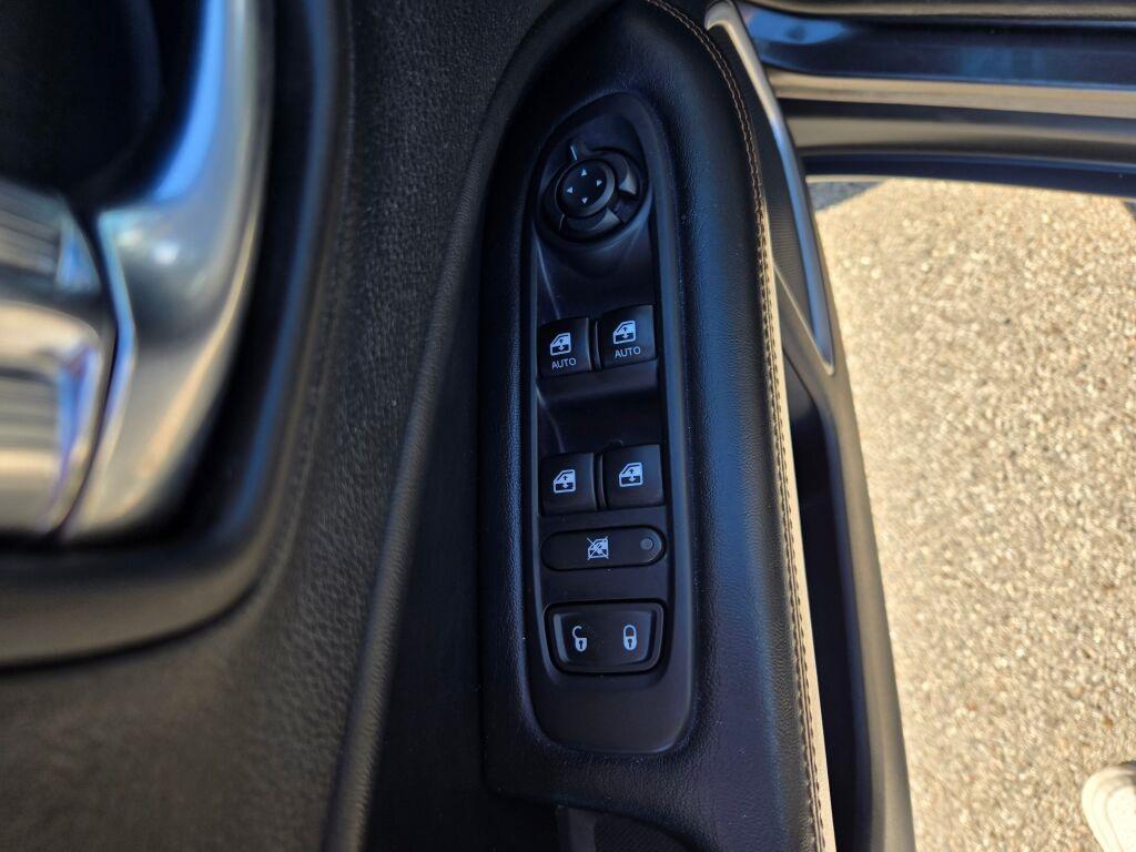 used 2019 Jeep Compass car, priced at $15,900