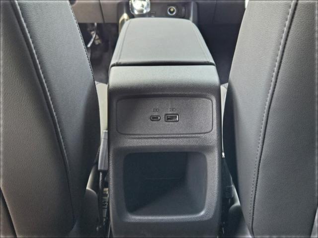 new 2025 Buick Envista car, priced at $26,685