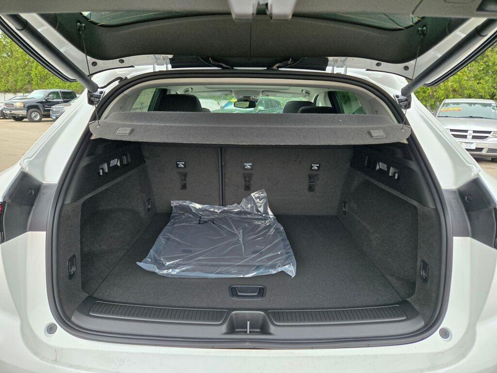 new 2025 Buick Envision car, priced at $39,917