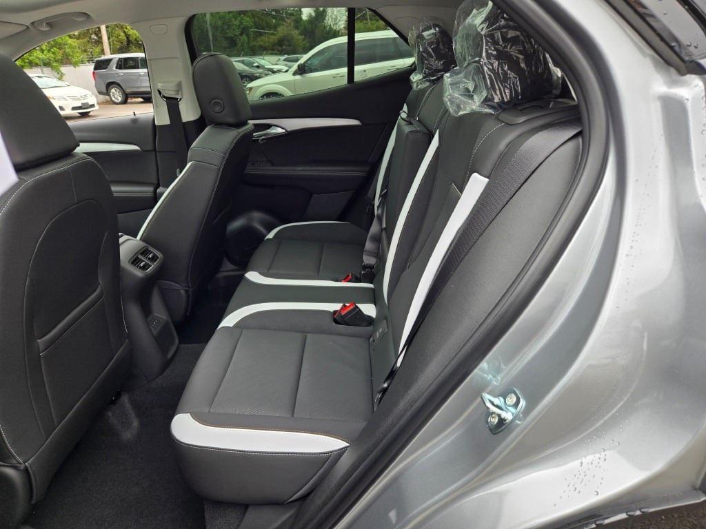 new 2025 Buick Envision car, priced at $41,401