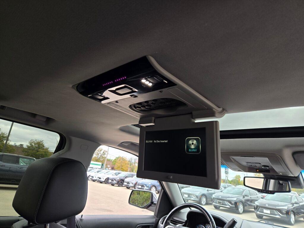 used 2016 Chevrolet Suburban car, priced at $19,250