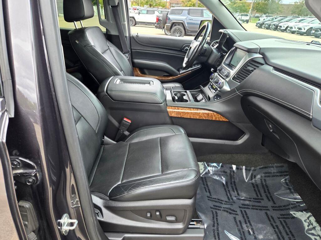 used 2016 Chevrolet Suburban car, priced at $19,250
