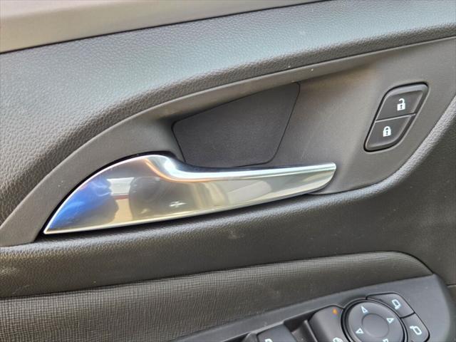 new 2025 Buick Envista car, priced at $24,809