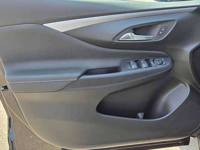new 2025 Buick Envista car, priced at $24,809