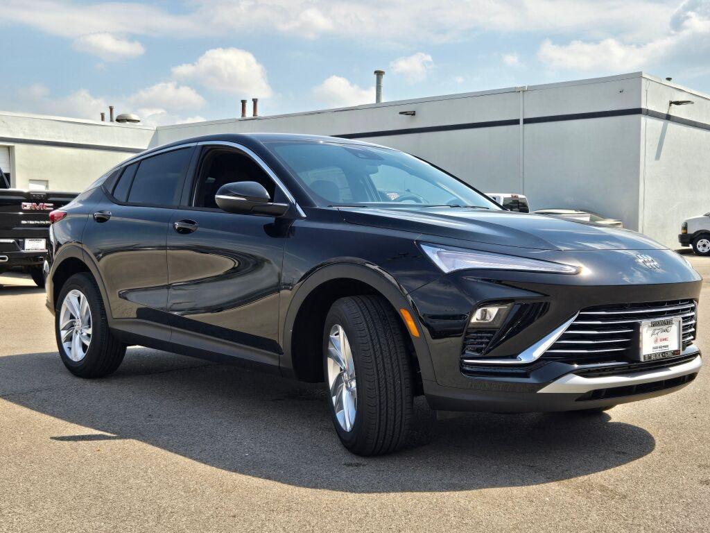 new 2025 Buick Envista car, priced at $25,780