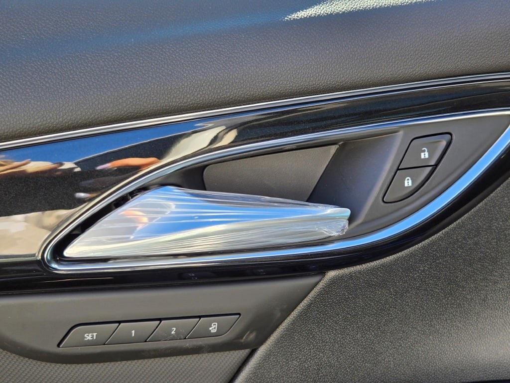 new 2025 Buick Envision car, priced at $38,513
