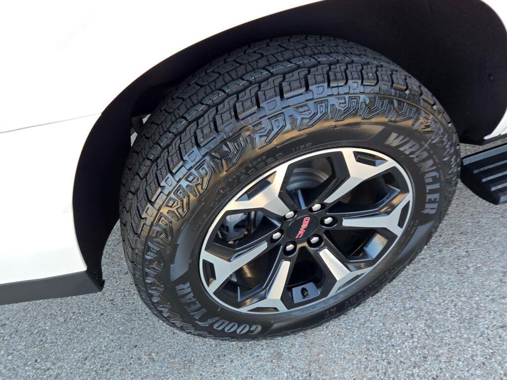 new 2026 GMC Yukon car, priced at $83,485