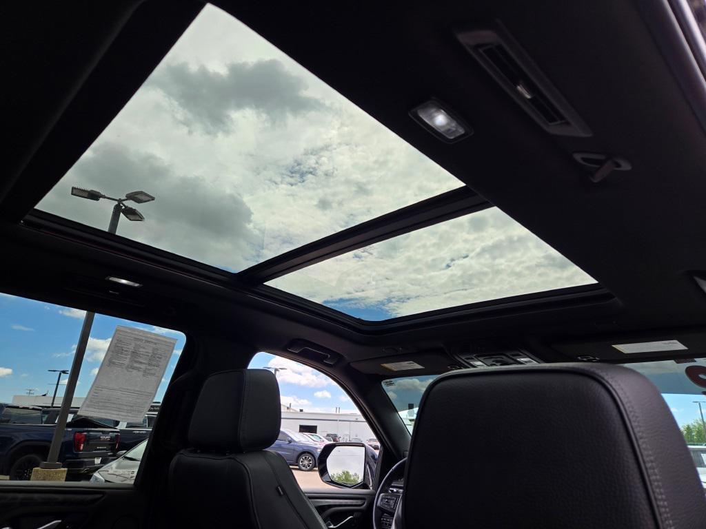 used 2022 GMC Yukon car, priced at $56,800