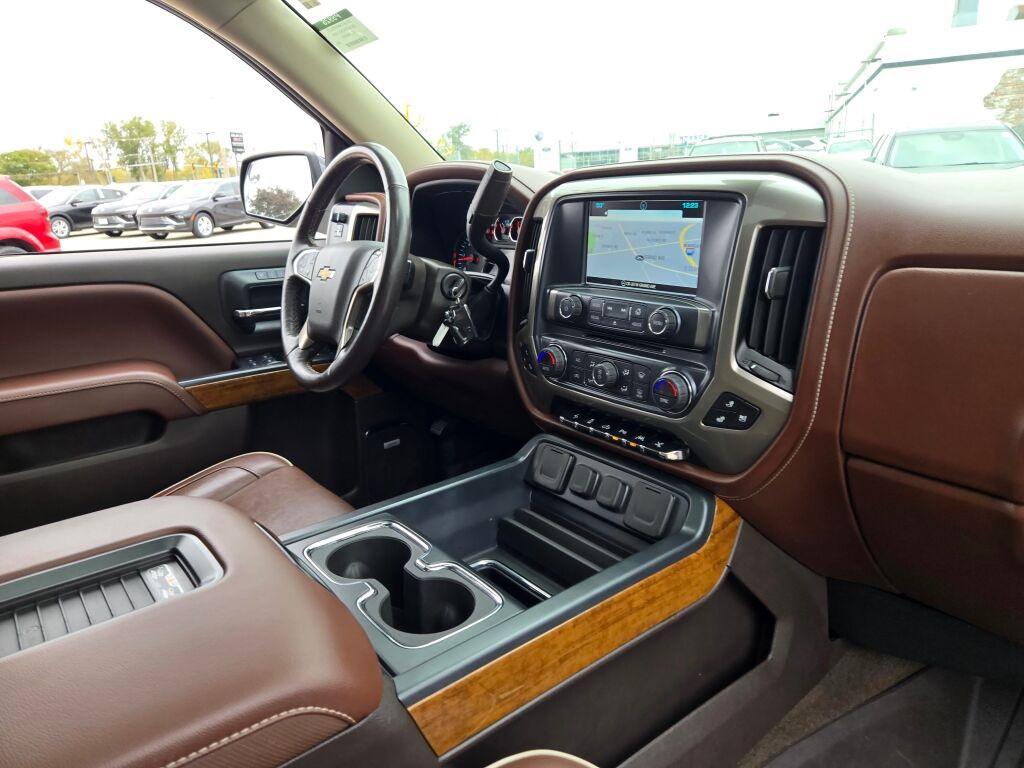 used 2018 Chevrolet Silverado 1500 car, priced at $37,725