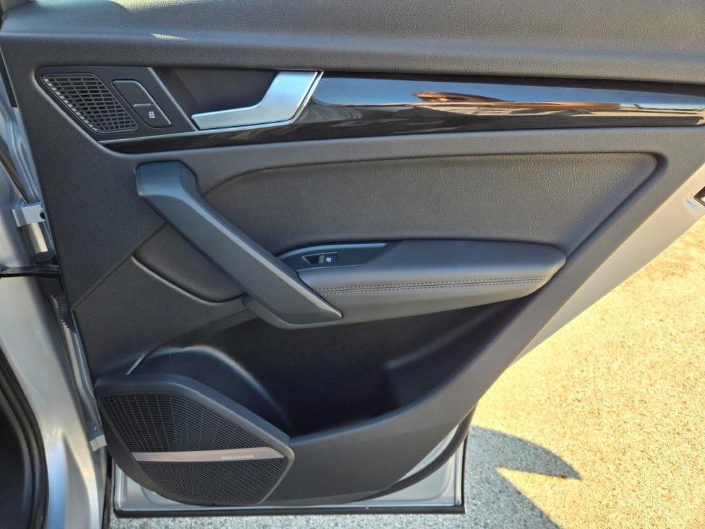 used 2020 Audi Q5 car, priced at $17,451