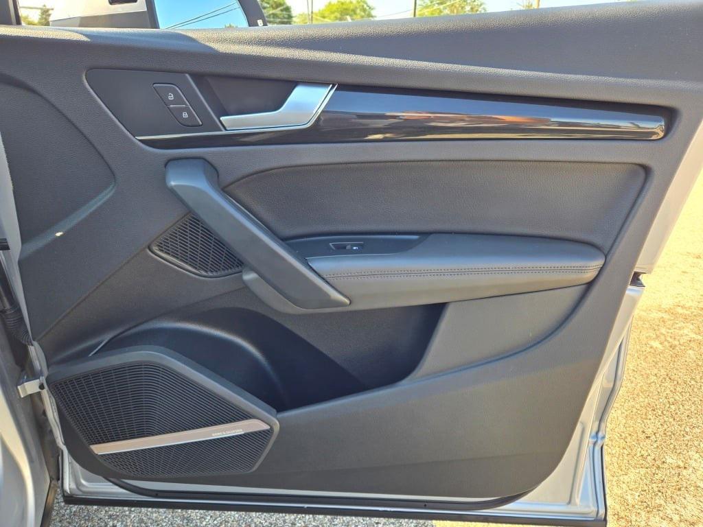 used 2020 Audi Q5 car, priced at $17,451