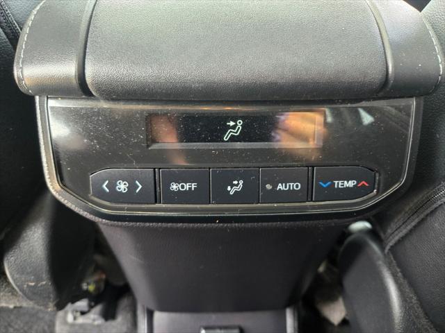 used 2024 Toyota Highlander car, priced at $43,450