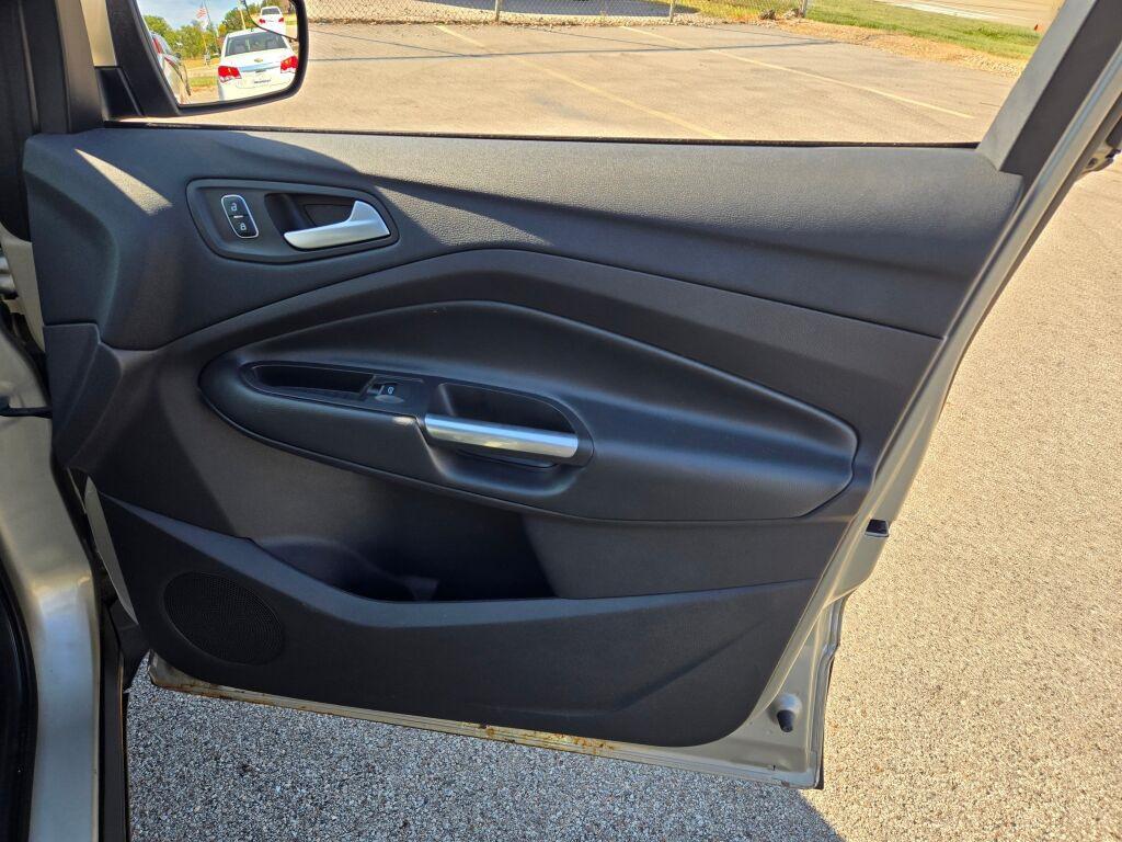 used 2018 Ford Escape car, priced at $15,400
