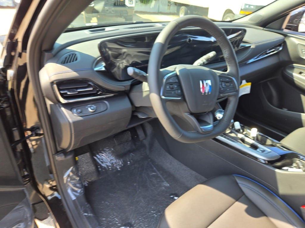 new 2025 Buick Envista car, priced at $27,069