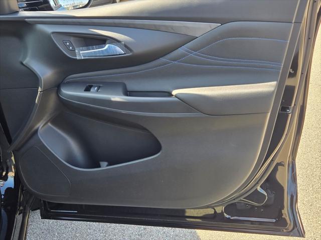 new 2025 Buick Envista car, priced at $27,069
