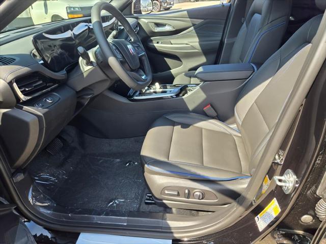 new 2025 Buick Envista car, priced at $27,069