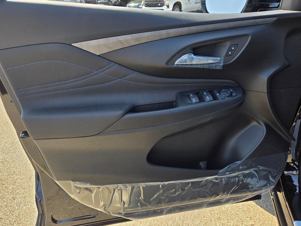new 2025 Buick Envista car, priced at $27,069